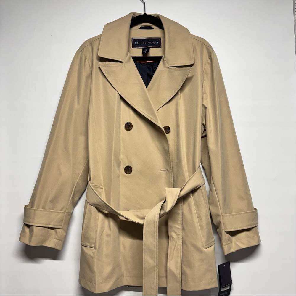 Tommy Hilfiger Beige Double-Breasted Trench with Belt